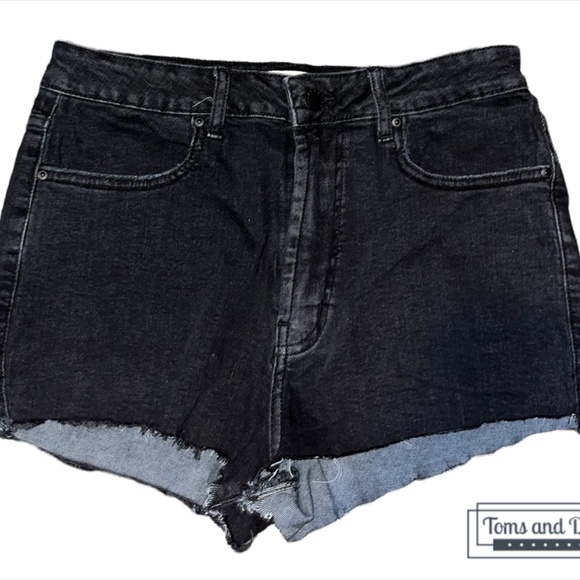 Forever 21 Black Jean Shorts Women - Picture 1 of 2